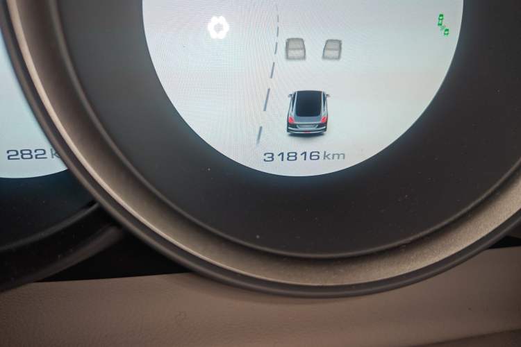 Used ORA Lightning Cat 2022 705 km Long-Range Version
