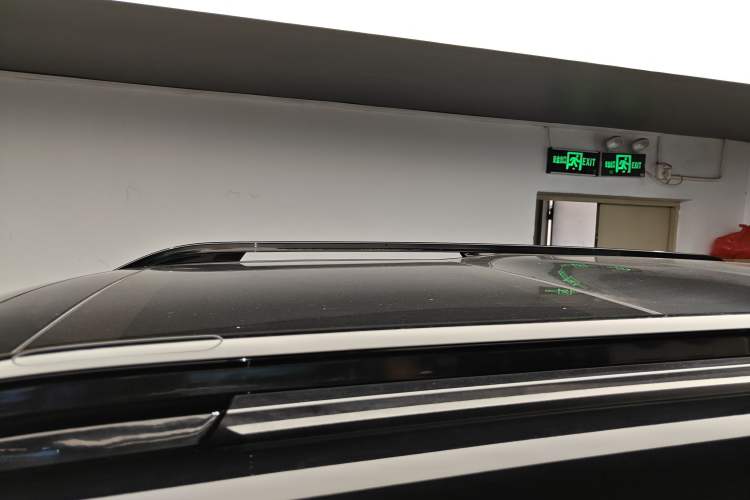 Used Land Rover Discovery 2023 360 PS R-Dynamic S