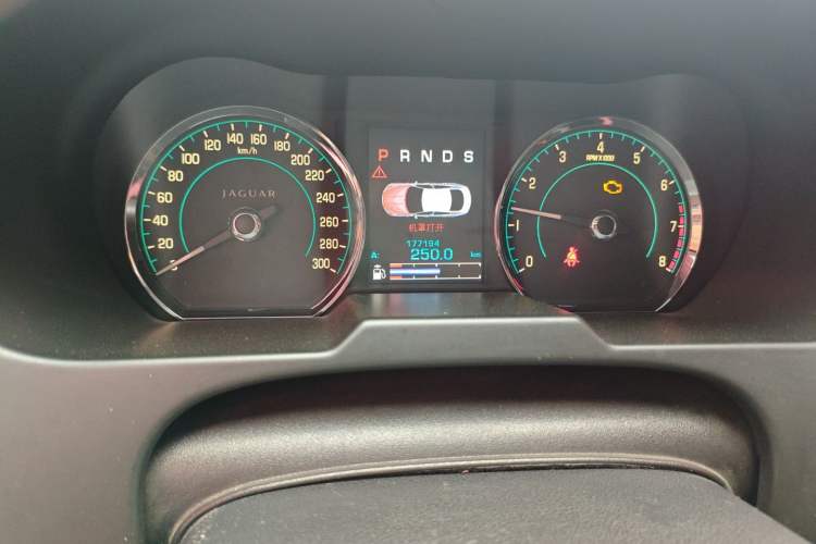 Used Jaguar XF 2013 XF 2.0T Luxury Edition