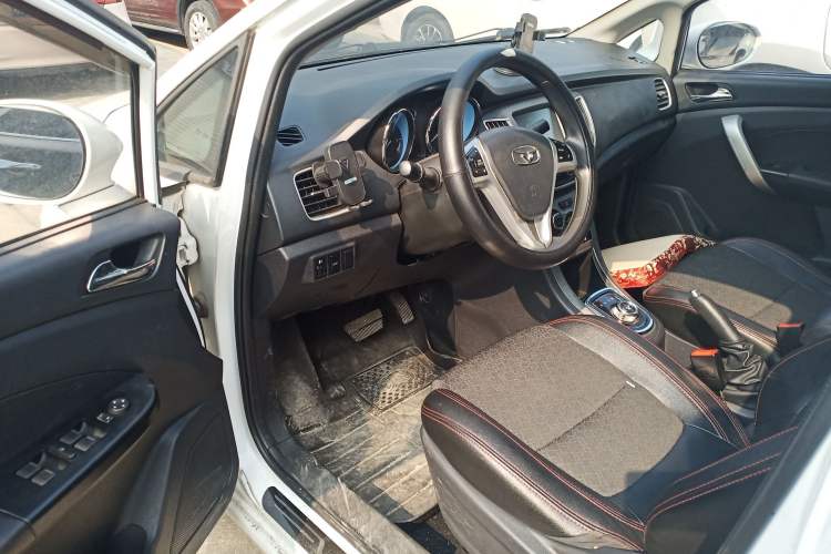 Used Cowin C3 2015 1.5L AMT Gold Diamond Edition
