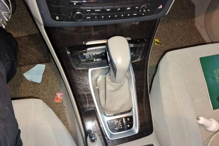 Used Citroen C5 2014 2.0L Automatic Zunyue Model