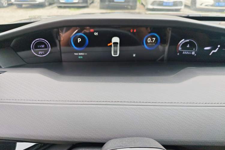 Used CHANGAN UNI-V 2022 1.5T Prestige Version Instrument Cluster