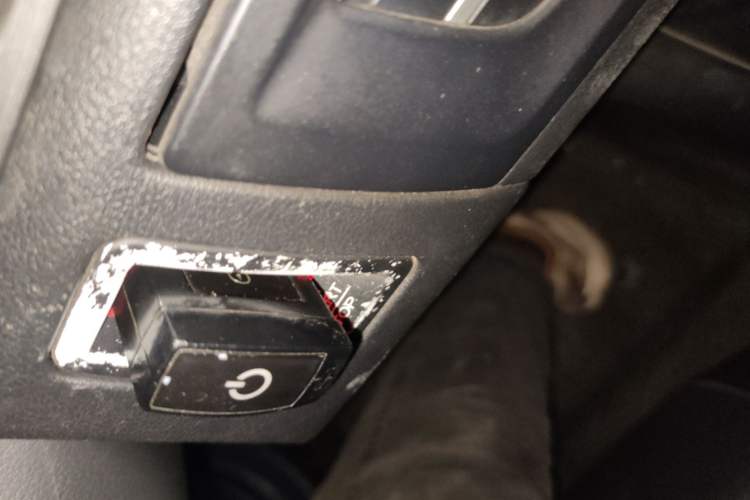 Used Roewe 550 2013 550S 1.8L Manual Qiyi Edition
