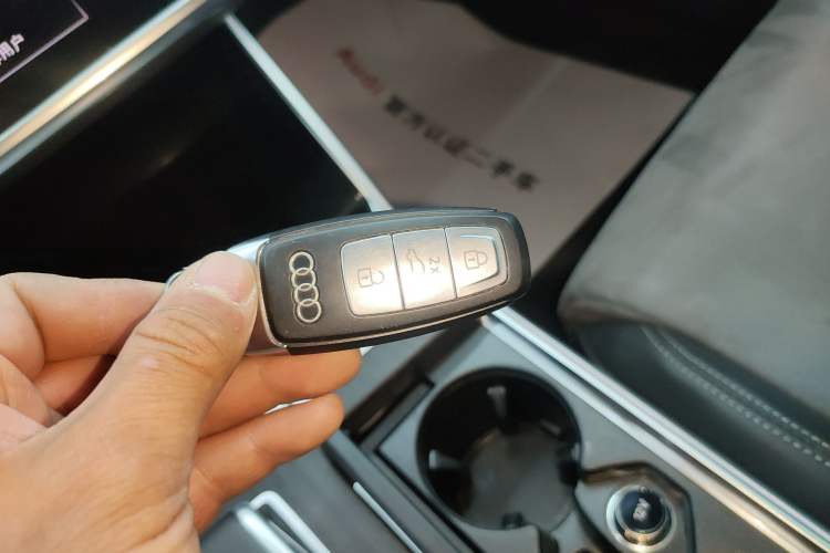 Used Audi A6L 2023 Updated 45 TFSI quattro Prestige Dynamic Edition Vehicle Key