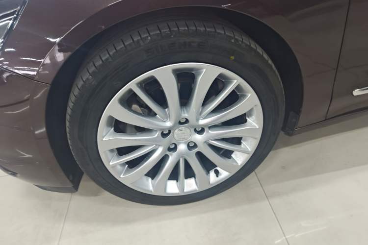 Used Buick LaCrosse 2018 28T Luxury Model