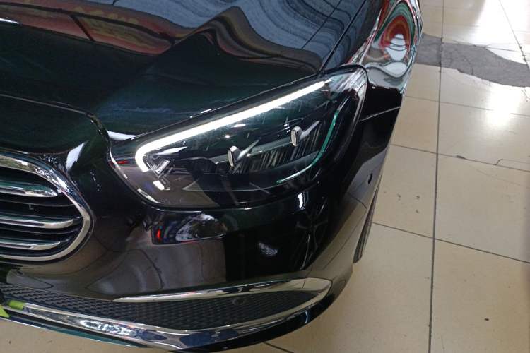 Used Mercedes-Benz E-Class 2022 Second Facelift E 260 L 4MATIC