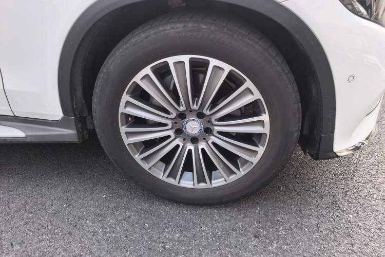 Used Mercedes-Benz GLC 2017 GLC 260 4MATIC Dynamic Edition
