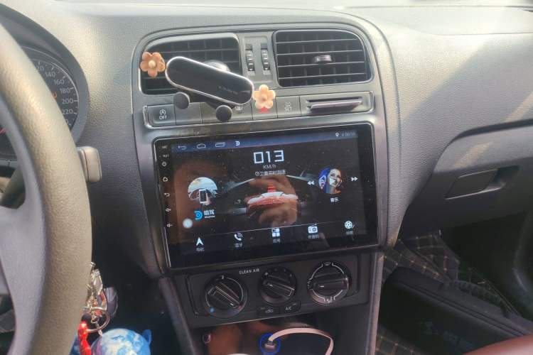 Used Volkswagen Polo 2018 1.5L Automatic Advanced Driving Model Audio And AC Panel