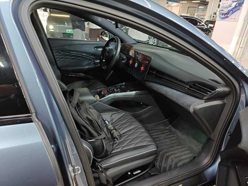 Used BYD Seal 2023 Champion Edition 700km Deluxe Model — 24