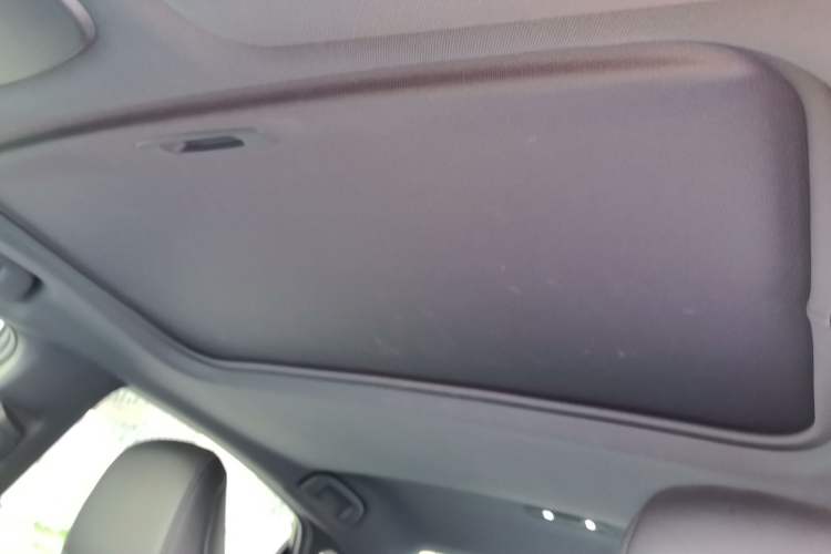 Used Toyota Avalon 2019 2.0L XLE Premium Edition China VI