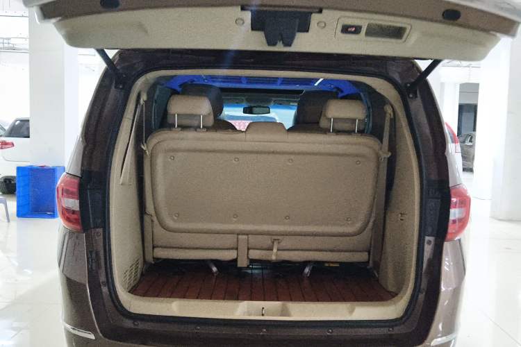 Used Buick GL8 2018 28T Luxury Model China VI Standard