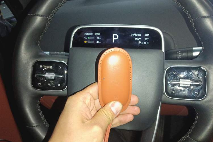 Used Li Auto L8 2023 Pro Model Interior 1