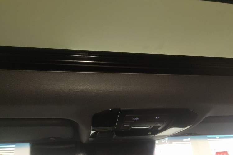 Used Toyota Prado 2024 2.4T All-Terrain TX Version 5 Seats Headliner