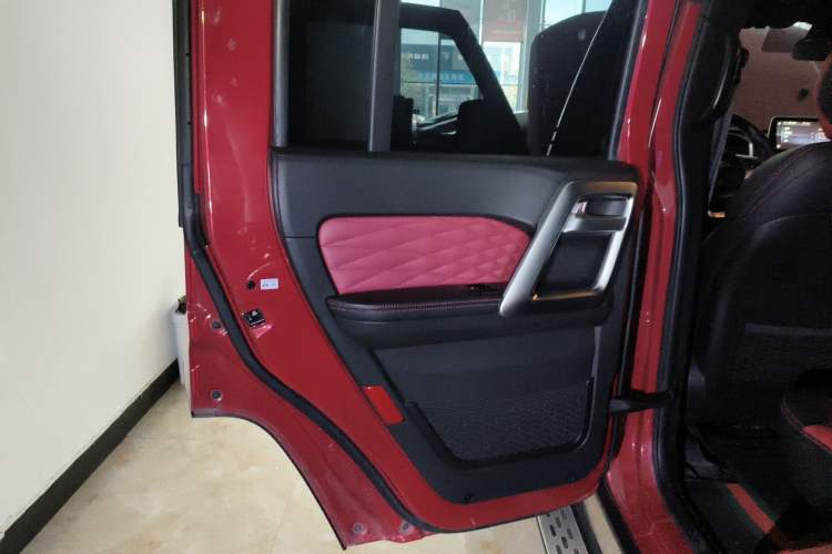 Used BAIC Off-Road BJ40 2020 2.0T Automatic Four-Wheel Drive Urban Hunter Edition Chivalrous Type
