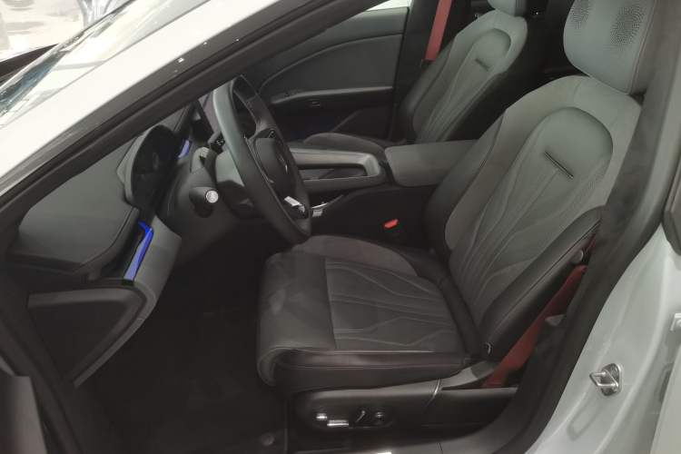 Used Zeekr 007GT 2025 Rear-Drive Intelligent Driving Version 75 kWh Left Front Seat