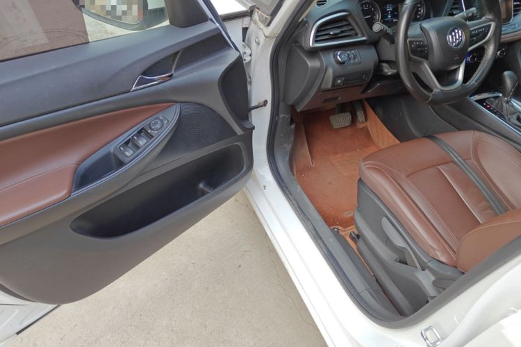 Used Buick GL6 2018 18T 6-Seater Luxury Model