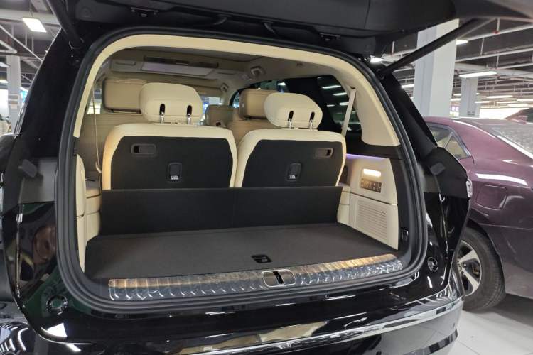 Used Nio ES8 2026 Model 6-seat Executive Luxury Edition Trunk