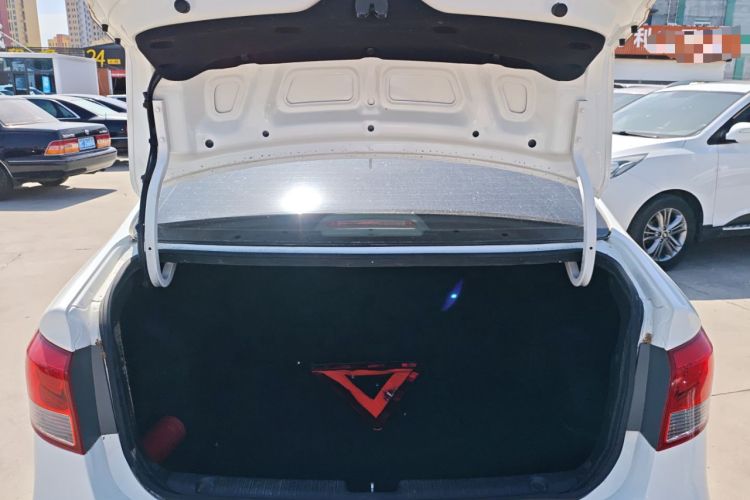 Used Kia K2 2015 Sedan 1.4L Automatic GLS Trunk