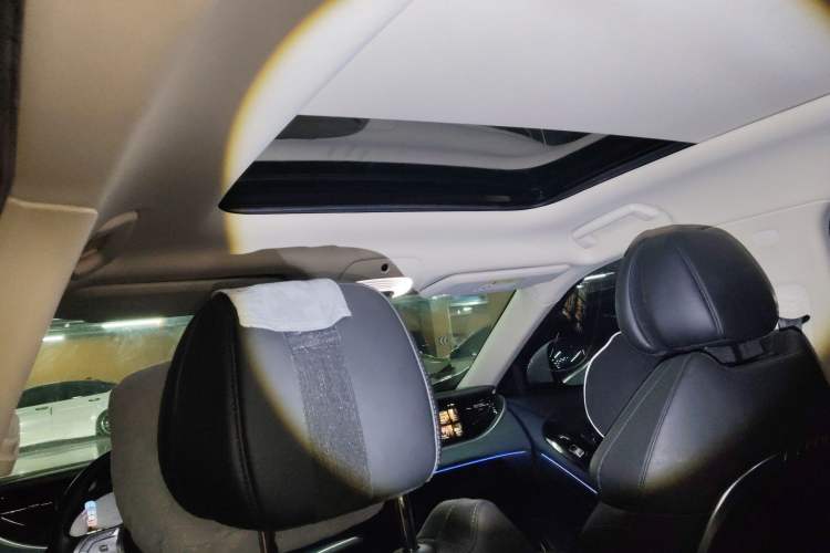 Used VOYAH FREE 2021 Two-Wheel Drive Standard Pure Electric Version Headliner