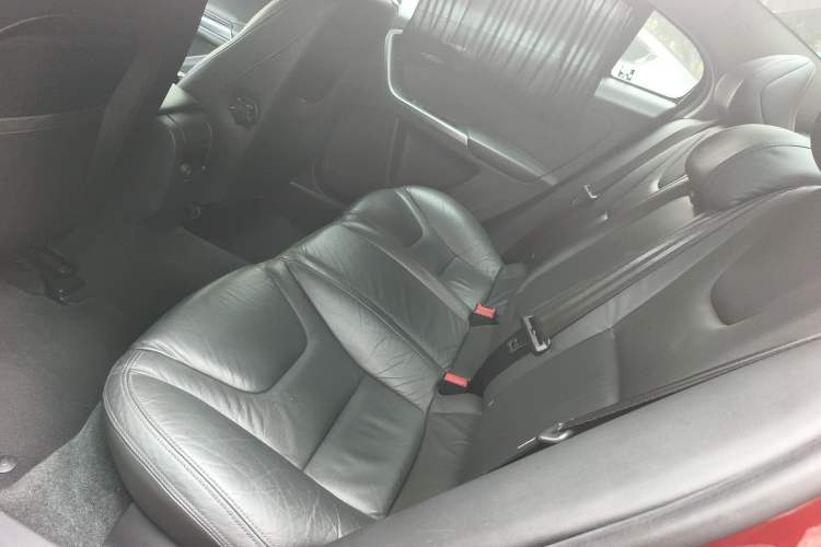 Used Volvo S60 2015 S60L 2.0T Zhiyuan Edition Left Rear Seat