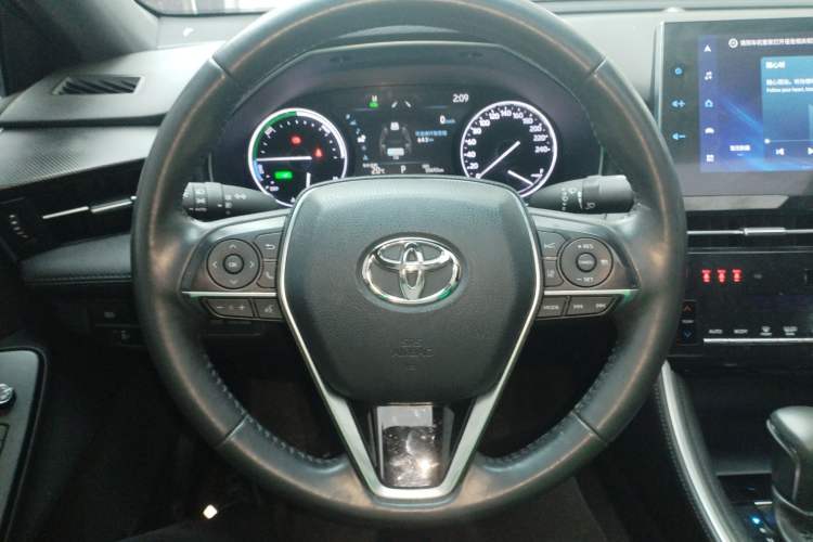 Used Toyota Avalon 2023 Dual-Engine 2.5L Luxury Edition Steering Wheel