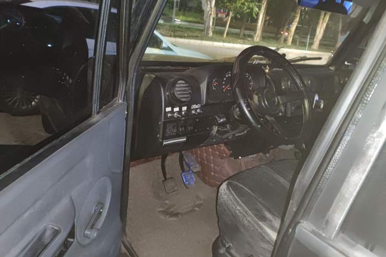 Used BAW Zhanqi 2010 2.0L CK
