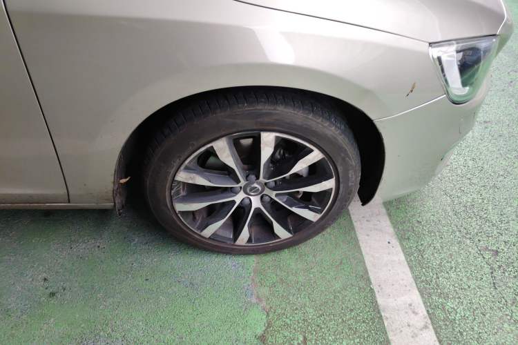 Used Volvo S60 2019 S60L Facelift T5 Intelligent Advanced Edition Right Front Wheel Hub