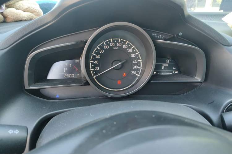 Used Mazda 3 Axela 2019 Cloud-Controlled Sedan 1.5L Automatic Luxury Model China VI Standard Instrument Cluster