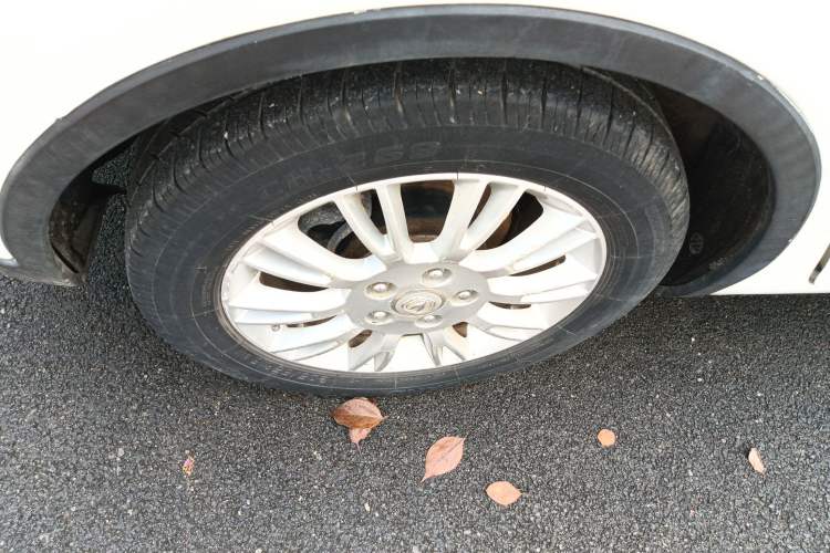 Used CHANGAN Eado 2013 1.6L Automatic Junku Model China IV Standard Right Rear Wheel Hub