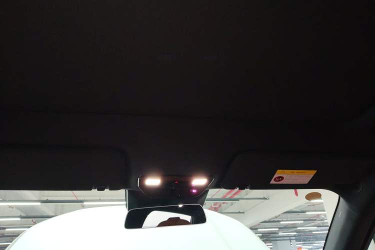 Used Li Auto L6 2025 Max Smart Refresh Edition Headliner