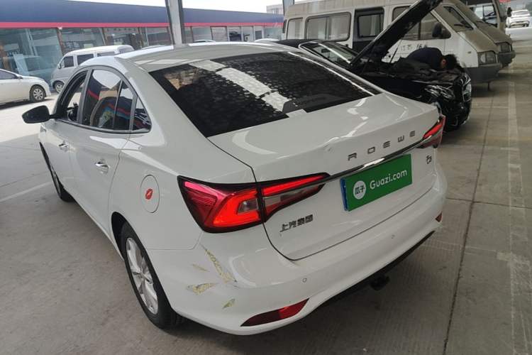 Used Roewe i5 2020 1.5L Automatic 4G Connected Linghao Edition