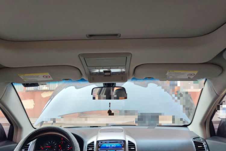 Used Chevrolet Captiva 2012 2.4L 4x4 Luxury Edition 5 Seats
