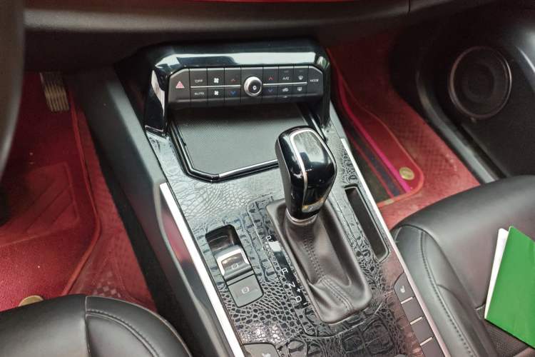 Used Wey VV7 2017 2.0T Ultra-Luxury Version