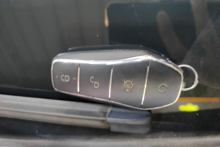 Used BYD Qin PLUS 2023 Champion Edition DM-i 55KM Leading Model
