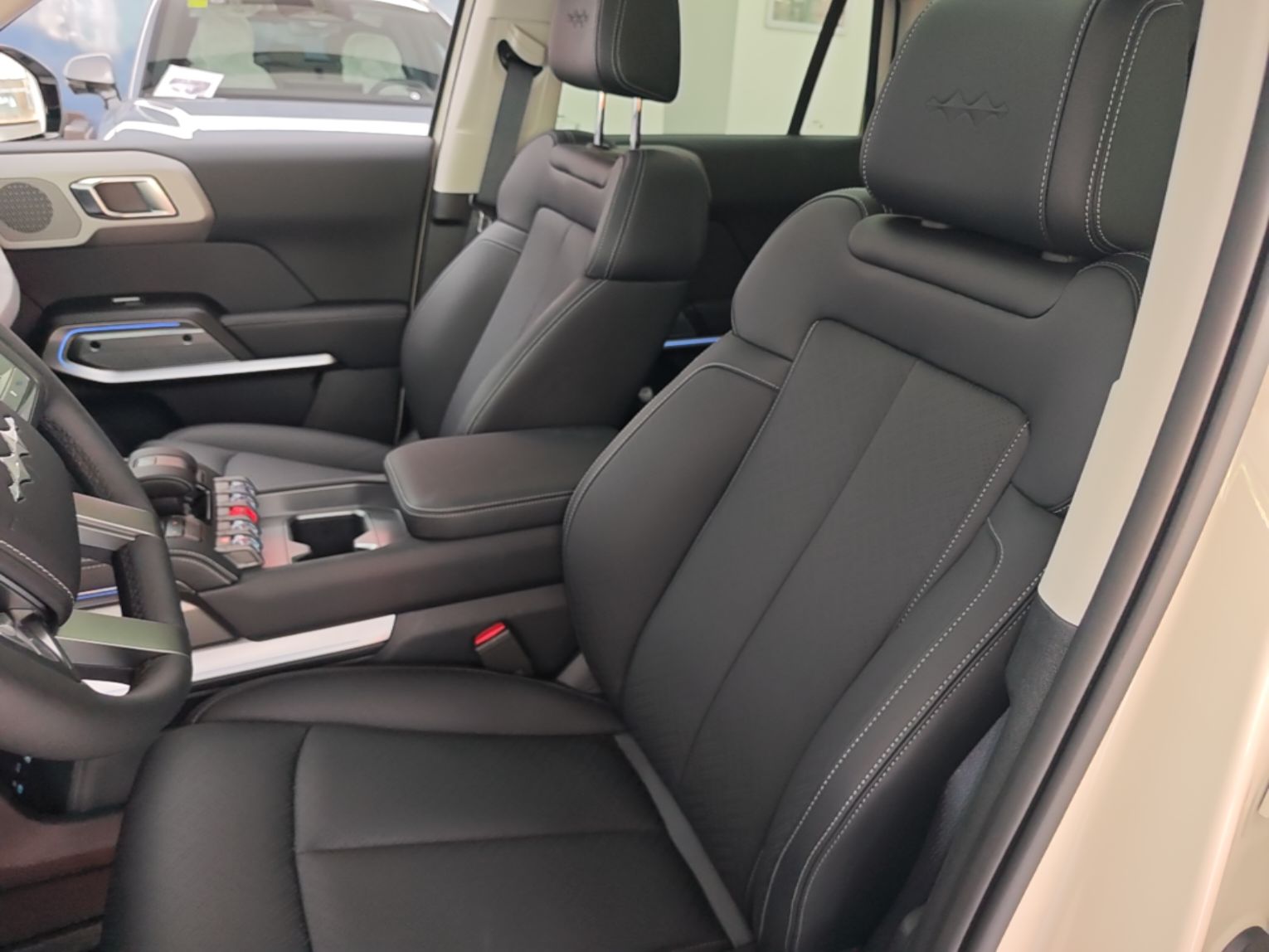 Vordere Reihe im Auto