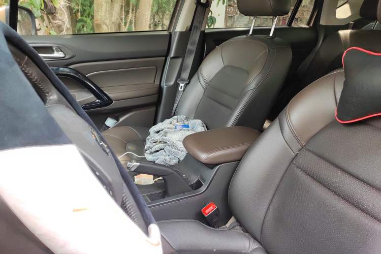 Used GAC Trumpchi GS4 2015 200T G-DCT Luxury Edition Left Front Seat