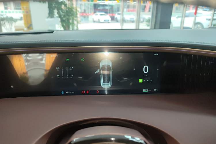 Used Avatr 11 2023 HarmonyOS Version Smart Enjoyment Upgrade Model 90-Degree Rear-Wheel Drive Edition