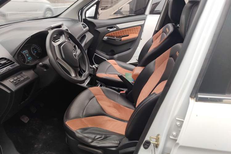 Used FAW Yingzhi G5 2017 1.5L Manual Weekend Edition
