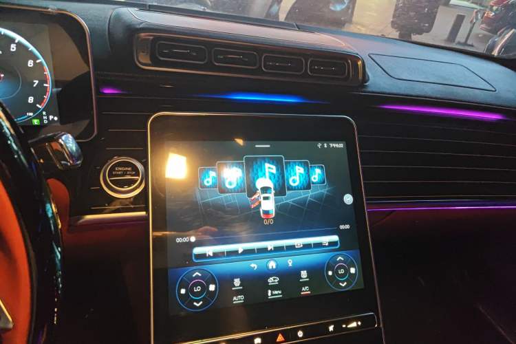 Used Mercedes-Benz S-Class 2012 S 300 L Business Standard Model Audio And AC Panel