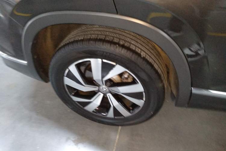 Used Volkswagen Tayron 2020 330TSI Two-Wheel Drive Luxury Smart Connectivity Version
