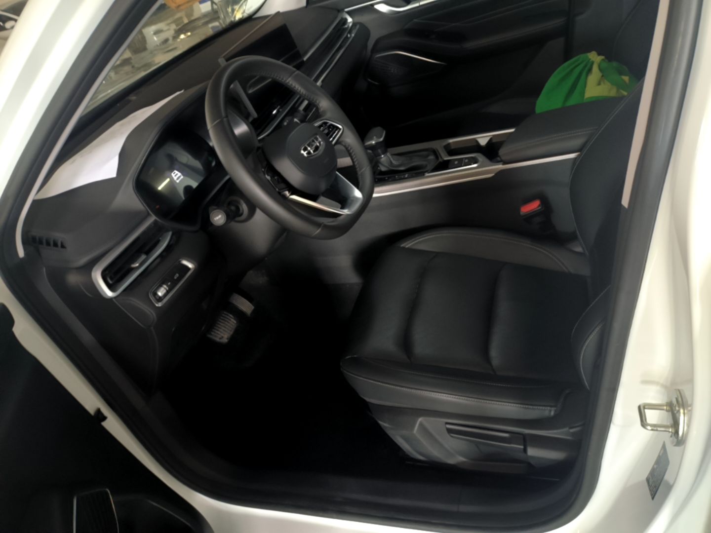 Geely Auto Emgrand 2023 4th Generation Champion Edition 1.5L CVT Prestige Model — снимка 17