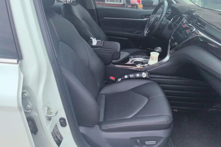 Used Toyota Camry 2019 2.0G Luxury Edition China VI Standard