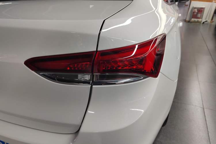 Used Buick GT 2019 15T Dual-Clutch Connected Elite Version China V Standard