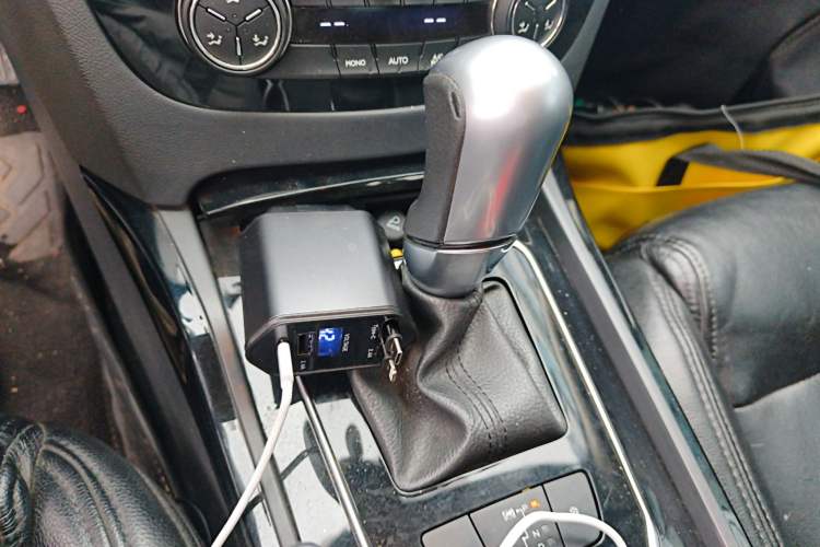 Used Peugeot 508 2012 2.0L Automatic Sunroof Classic Edition Gear Lever