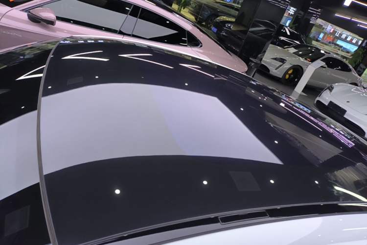 Used Porsche Taycan 2022-Year Updated Taycan Roof