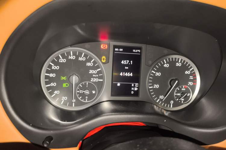 Used Mercedes-Benz Vito 2018 2.0T Business Version China V Emission Standard