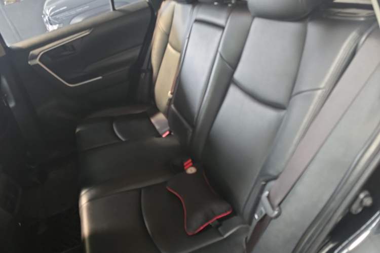 Used Toyota RAV4 2021 2.0L CVT Two-Wheel Drive Urban Edition
