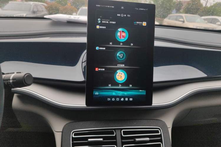 Used BYD Qin PLUS 2021 EV 400KM Luxury Model
