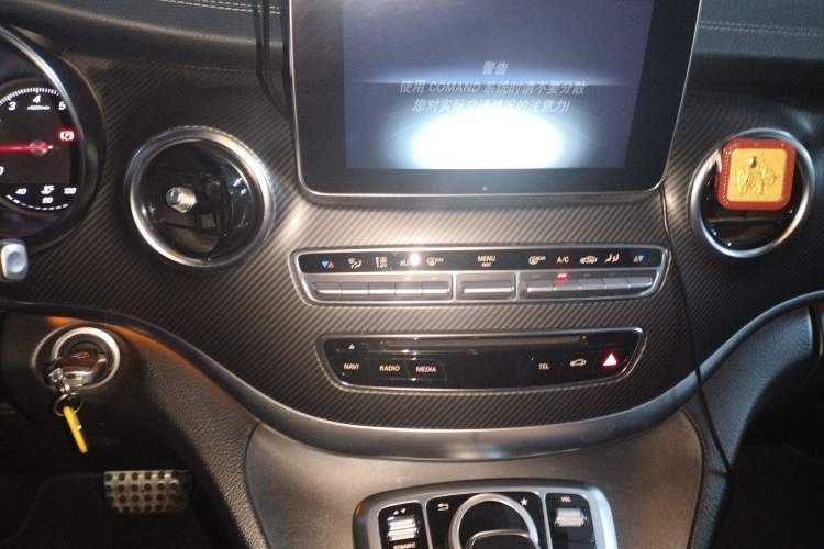 Used Mercedes-Benz V-Class 2018 V 260 AMG Sport Edition China V Emission Standard
