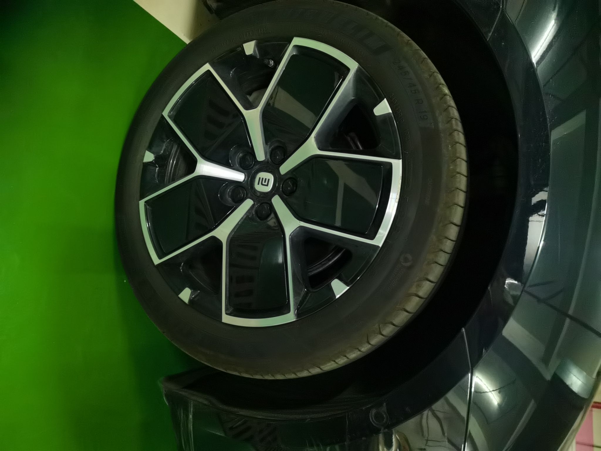 Xiaomi Auto SU7 2024 Rear-Drive Ultra-Long Range Advanced Pro-Level Intelligent Driving Version — снимка 8